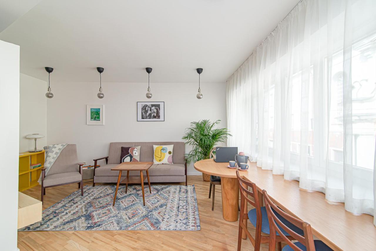 Slow-down, Relax, Take It Easy In Artsy Oasy * Vilnius